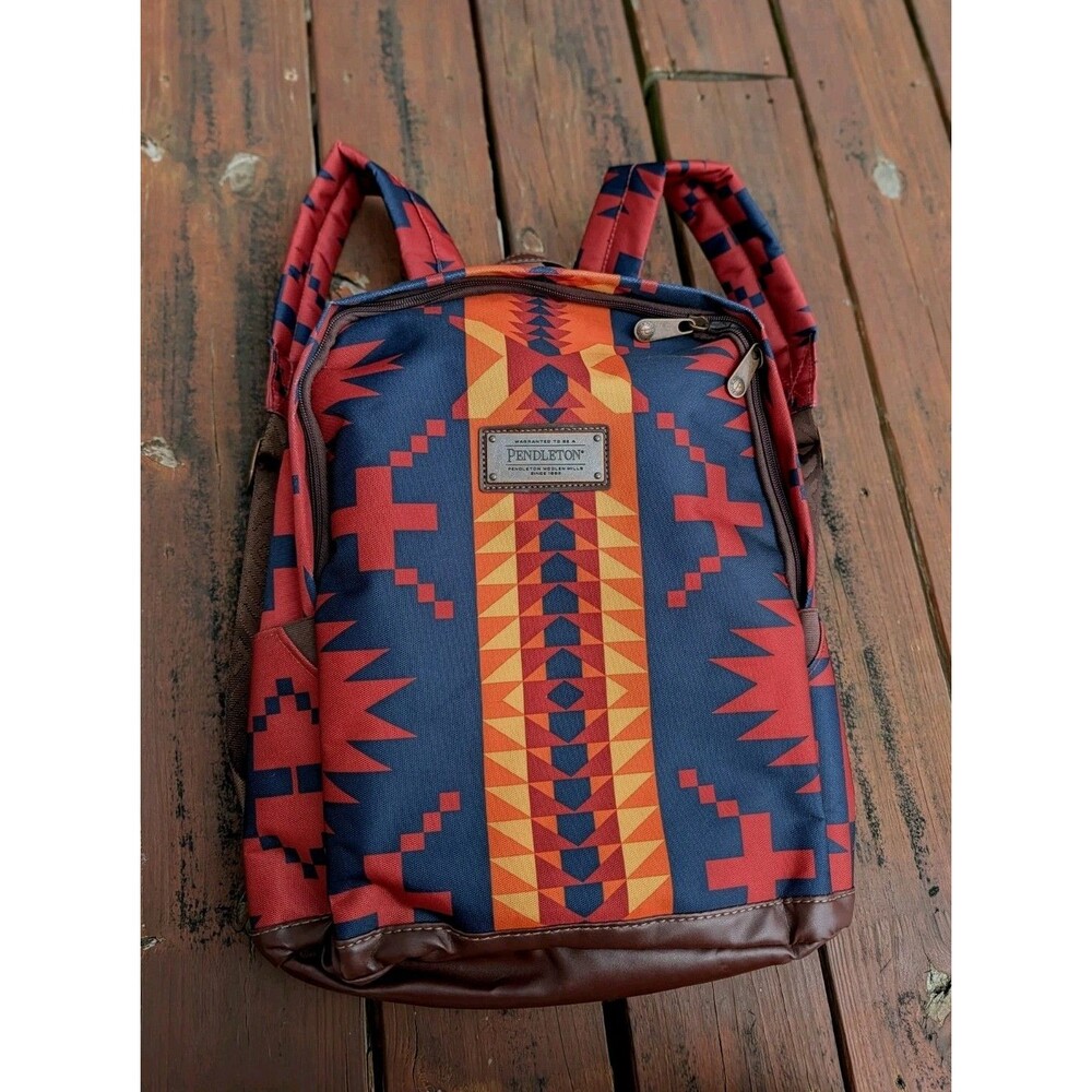 Pendleton Spider Rock Laptop Travel Geometric Zip Backpack w/ External Pockets